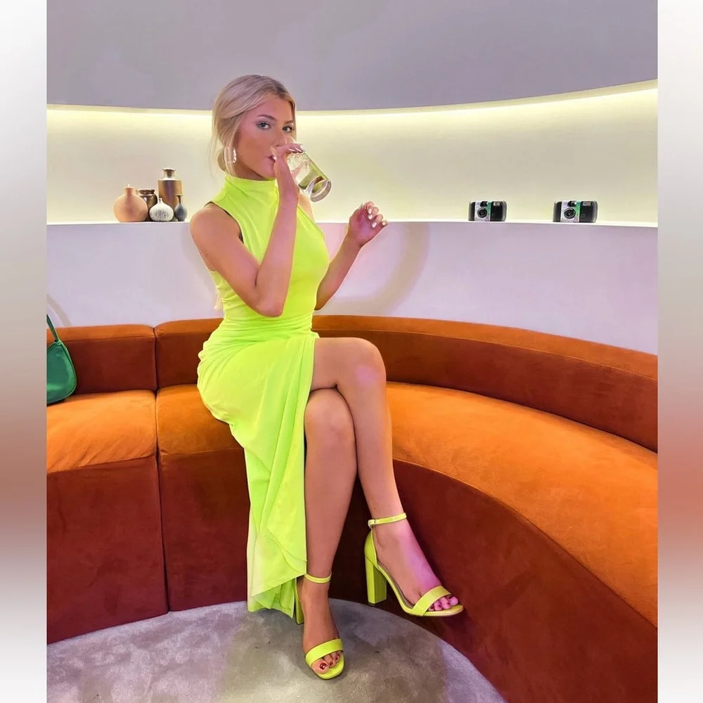 Elegant Lime Green Sleeveless Dress - Picture 8 of 9